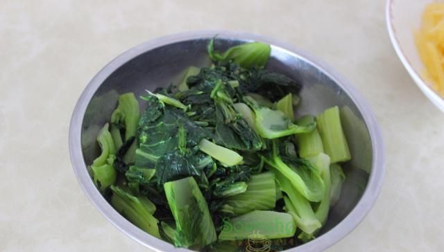 老少|一家四口的晚餐,五道家常菜,只需十几元,有荤有素,老少爱吃