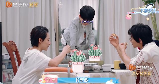 不让|刘璇育儿严格,孩子的饭菜不放盐不让吃零食,老公直呼孩子可怜