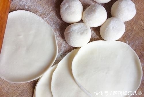 猪肉|黑猪肉卷心菜水饺