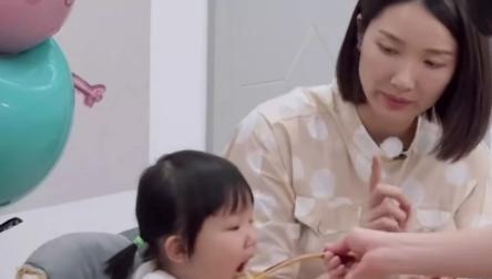 王祖蓝|王祖蓝女儿不吃饭,谁注意他的做法,真的有一套