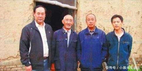 老人|老人拿出尚方宝剑，自称皇室后人，专家：这是文物，要上交