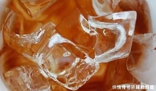 中国美食|自己冻的冰块是白的,为啥肯德基的却是透明的网友看了后原来如此