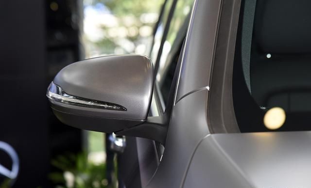  豪华|让步6万，奔驰GLB成功了，油耗6.3L可选7座，口碑销量直追汉兰达