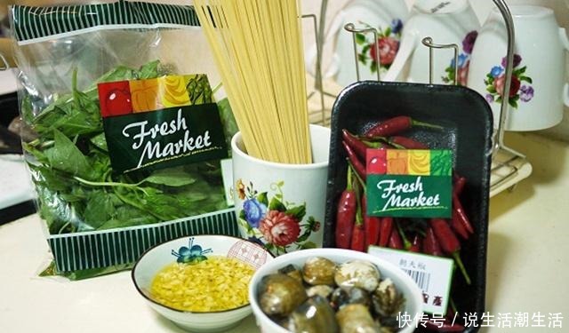 蒜末橄榄油|懒人晚餐,营养美味的意大利海鲜面,简单易学,做了两碗都不够吃