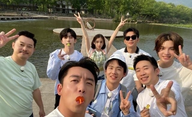 气女|《奔跑吧黄河篇》已官宣!11月份开播,网传人气女爱豆加入跑男团