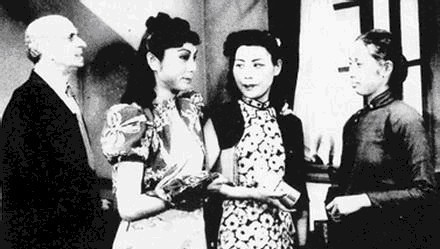 牺牲|挚友牺牲后，她以恋人身份安葬遗体，14天后留下遗书，骗了所有人