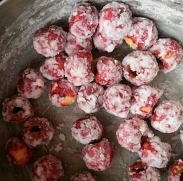 可口|山楂加冰糖,教你在家自制“糖雪球”,5分钟学会,山楂酸甜可口