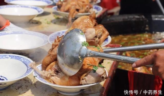 欲罢不能|看看老家的农村大席色相好,味道更好,让人欲罢不能!