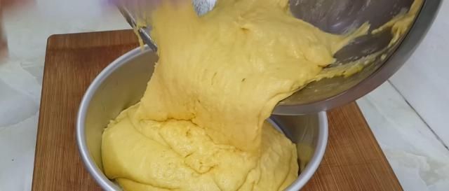 蛋糕|玉米面又出新吃法,教你简单一做,做法比面包简单,比蛋糕都好吃