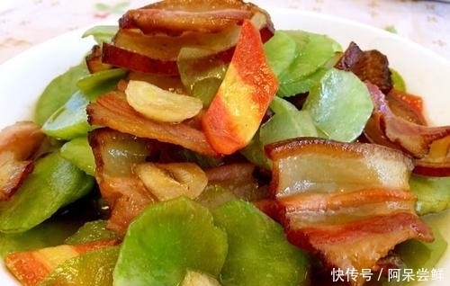  百叶|精选美食：莴笋炒香肠，辣酱炒扇贝，莴笋炒腊肉，牛百叶炒蒜薹