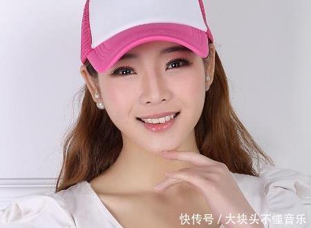 下班|开心一刻:提前下班,回到家里,想给女友一个惊喜