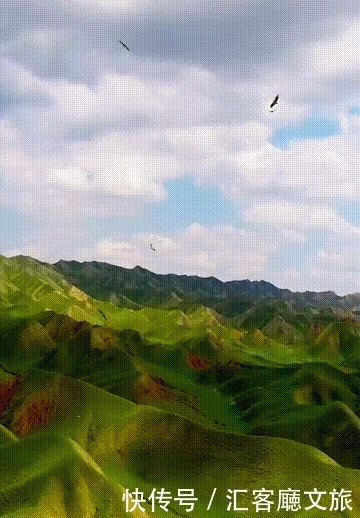 自驾|憋疯了!15条醉美新疆自驾线,正适合七八月挑一条出发!