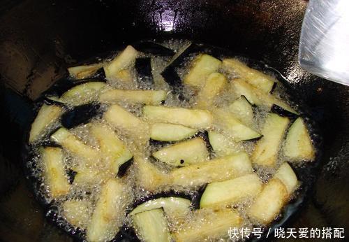 酥脆|风味茄子,很多人都做错了,难怪不酥脆不好吃,大厨:这样做才对
