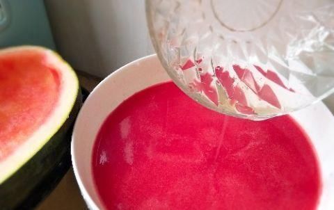 成功|在家做西瓜果冻,记住这个黄金比例,保证一次动手成功