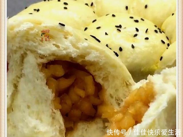 孩子|把2个苹果放进1碗面粉里,不烤不炸,松软香甜,挑食孩子也爱吃