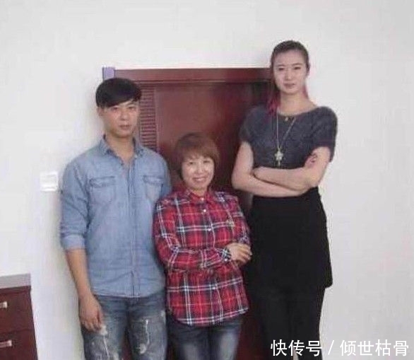 相迎|1.8米农村小伙娶了个2米多高的女孩,父母竟然拆门相迎!