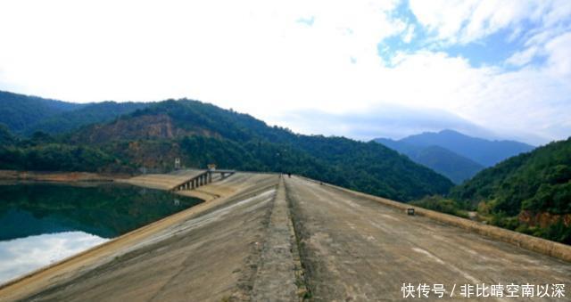 我国|他让我国边界线向前推进8千米,拿回中国最窄领土,获日本出海口!