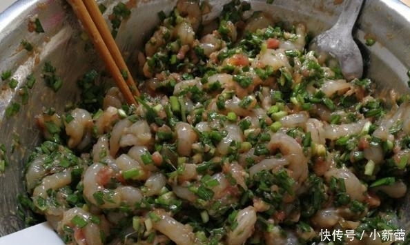 海鲜大餐|老妈花100元买8斤海鲜,请吃海鲜大餐,到家我傻眼,涨知识了