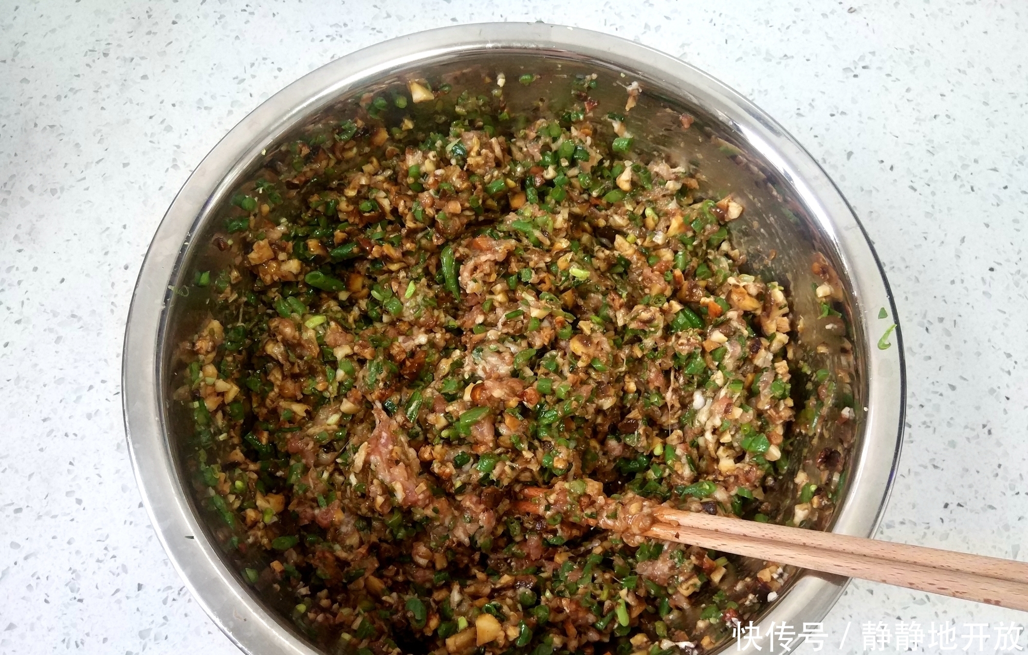 饺子|秋分前后,这种蔬菜抓紧吃,营养高、味道棒,包肉馅饺子最合适