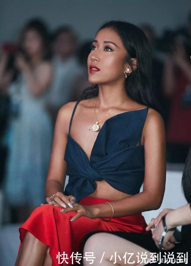 时尚|吉克隽逸太敢穿了 一个弓会固定上半身 省布真的好吗