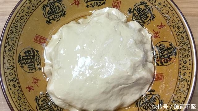  馒头|老阿姨教做开花馒头，不揉面不擀面，操作简单还个个都开花
