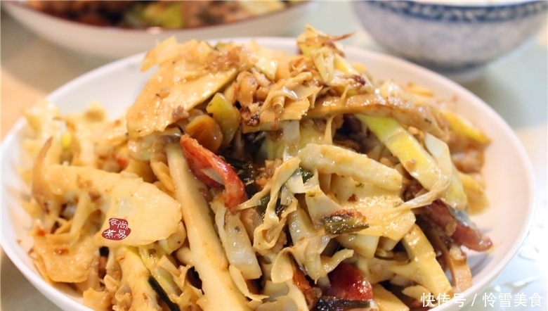 丰盛|婆婆过来帮我清理冰箱,没买菜,午餐也吃得很丰盛,家的味道