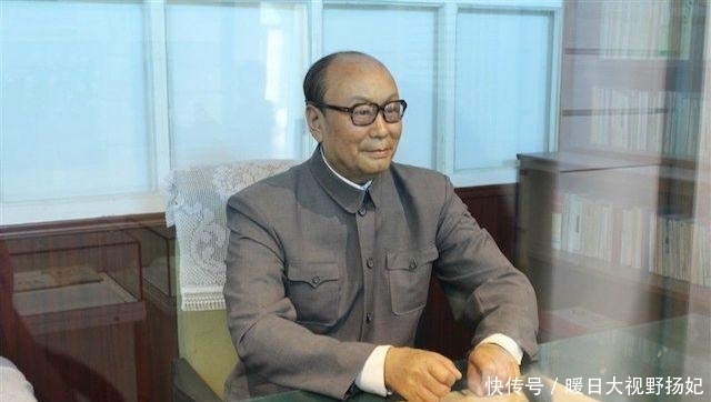 建国|他是建国第一个担任副主席职位的将军，未打一仗，却被授予上将