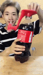 gif|搞笑gif:货车都被你开出赛车的感觉了!厉害了老司机