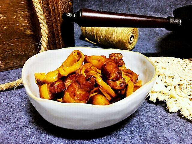 红烧肉|红烧肉不要放八角、桂皮,放上这2样炖才香,减肥都要吃一顿