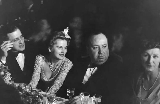  神仙|离婚多就算赢，“神仙”姐妹连去世都要争一个先后