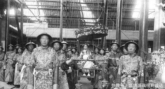  慈禧太后|慈禧太后唯一一次回娘家，放下架子，毫无威严，竟如小姑娘一般