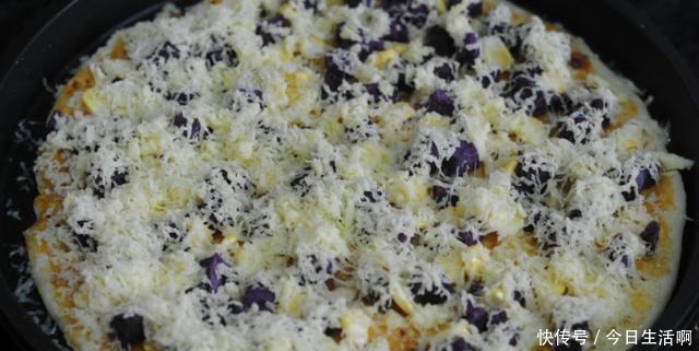 照样|披萨没有烤箱也能做,用它做更省时间,照样美味可口!