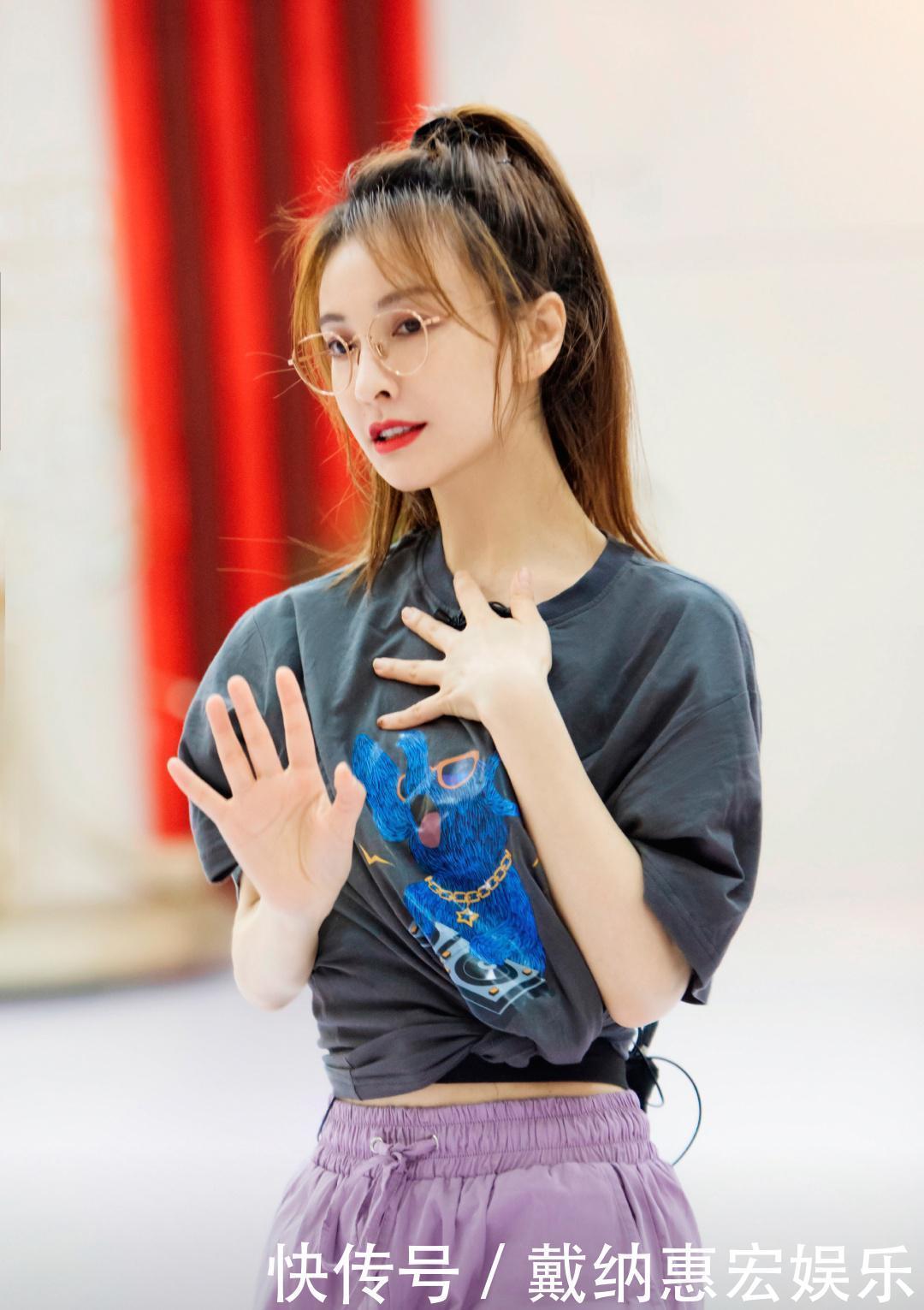 档节目|孟佳组选到慢歌,选人时也遇到各种坎坷,“乘风破浪的姐姐”初衷为何