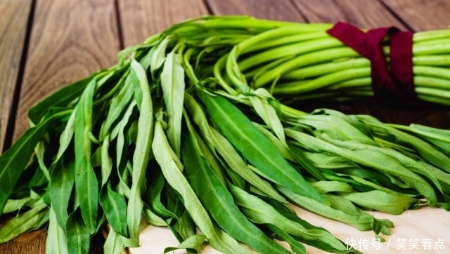  更是|夏天，这碱性蔬菜要常吃，2元一大把，钙含量更是番茄的12倍