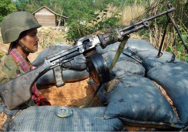 中国|最受欢迎的中国制武器,美军爱不释手想仿制,非洲国家至今在用!