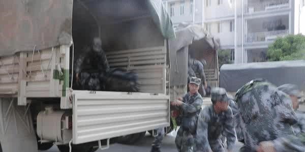 策划|军团策划丨燃!节日不忘战备,中国军人枕戈待旦……