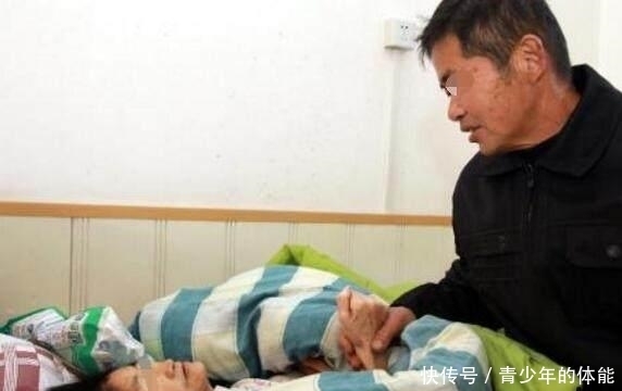  心愿|母亲临终心愿未了, 小儿子找人假扮被拐哥哥, 无巧不成书假的成真了