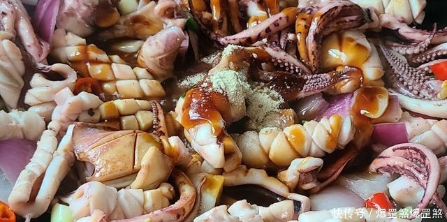 鱿鱼|爱吃鱿鱼试试这样做,香味四溢又下饭,看着都想吃,味道很棒