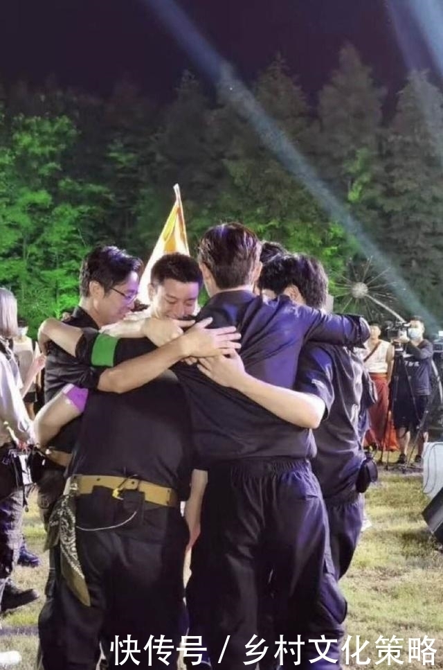 遗憾|《极限挑战》杀青后,又传来好消息,对岳云鹏的粉丝来说是遗憾