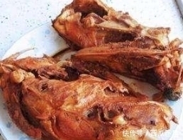 下酒菜|下酒菜别再吃花生米了,10块钱能买一兜,比花生米好吃