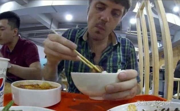 老外|老外放狠话5000美元,吃遍中国这个市,结果1顿饭堵了他的嘴
