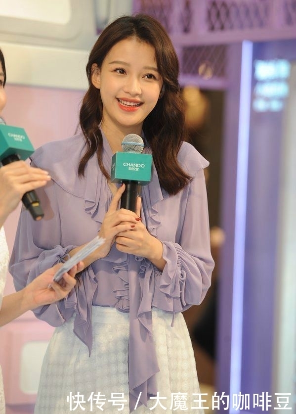 体重|孙怡哪里像生过娃?腿细成两根针,体重不过90斤!