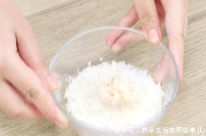 黄椒|惊了,丸子还能这么吃,鲜香软嫩,3分钟就能学会