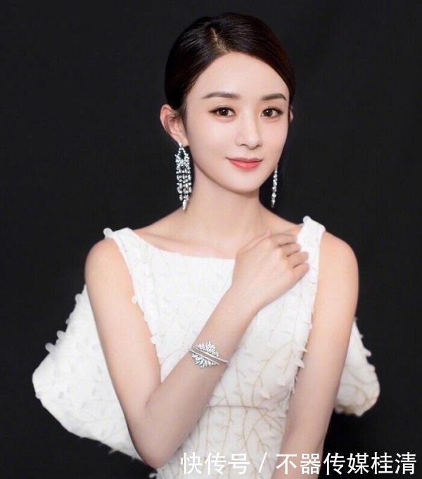  不愧|鹅厂抄袭浪姐官宣《不愧是姐姐》？宣传海报sister拼错被嘲