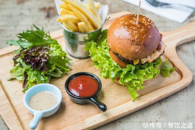 这家|餐饮服务员只多说了一句话，就让这家餐厅利润增加十几万