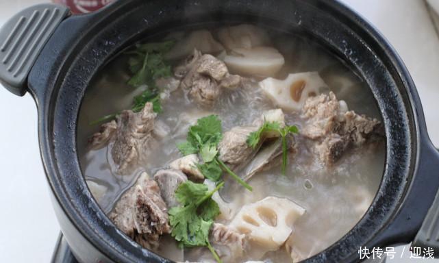 白肉|秋季还数这汤最养人,做法简单无需任何技巧,汤白肉烂鲜美无比!
