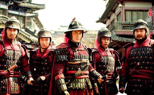 铡刀|岳飞被杀后,帐下113位将领无动于衷,一小兵却提铡刀去杀秦桧