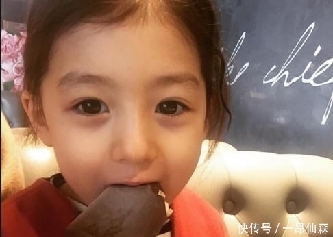  生出|中国爸妈生出“混血宝宝”，3次亲子鉴定后，宝爸乐开了花