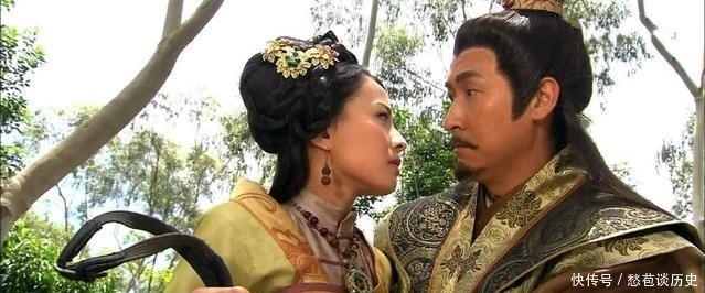 漂亮|朱元璋夜宿农家，却发现农妇极其漂亮，临走时农妇问如果有了咋整？