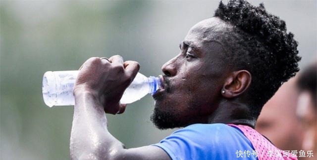 万金油|龙东挤掉第一杀手,小董挤掉6大正印中卫!贝帅打造2大爱将万金油